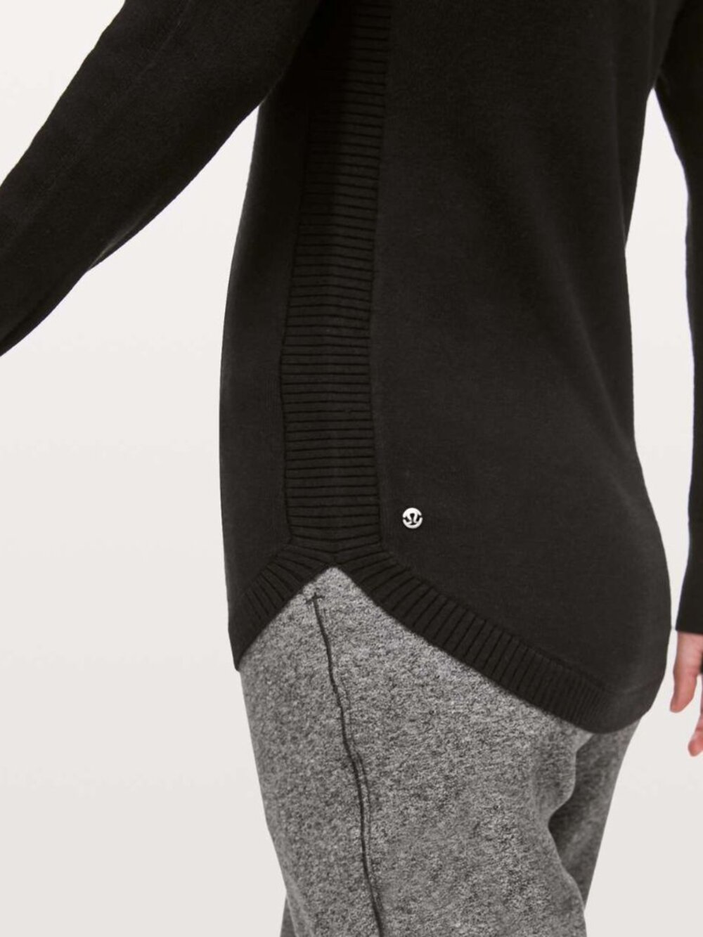 NWT Lululemon Hello Aloe Pullover, Sz 6, BLACK